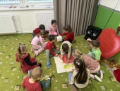 e56954cd-4c0a-486c-9b4c-f1afc8c0dd25